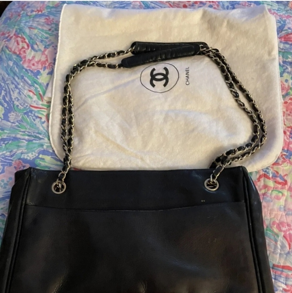 CHANEL Matelasse Shoulder Bag Chain Strap Leather Black Vintage Large Authentic